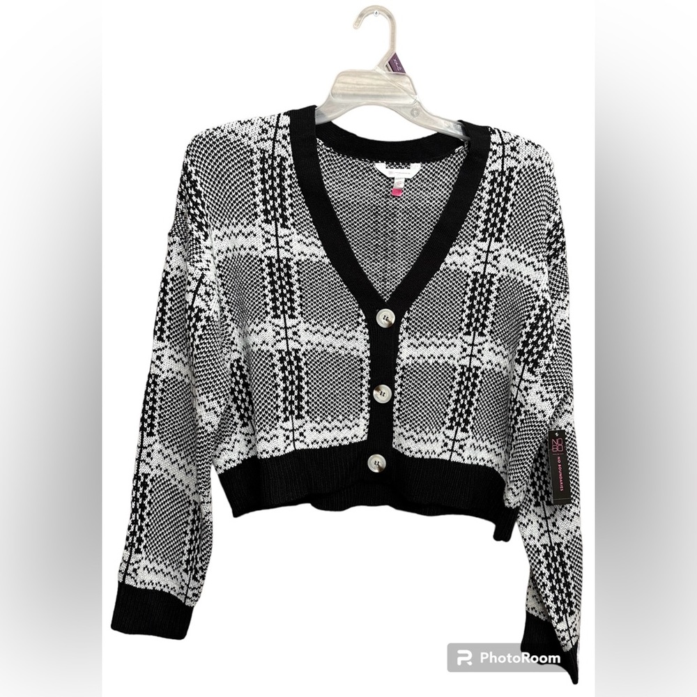 No Boundaries Womens Thick Plaid Cropped Sweater XXL black and white grandmacore